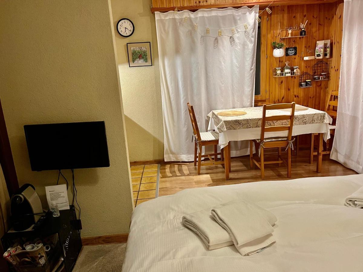 Apartment Studio, 2 Adultes , Centre De *