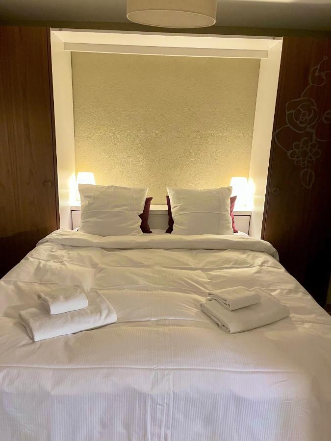 Apartment Studio, 2 Adultes , Centre De *
